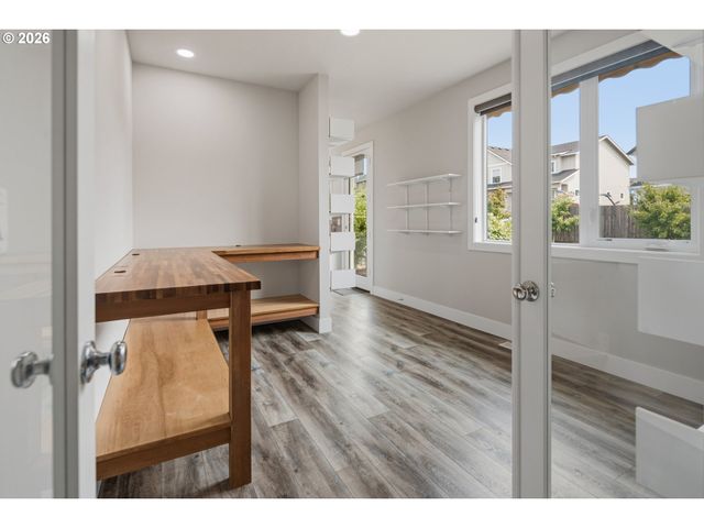 16378 HUNTER Ave, Oregon City, OR 97045