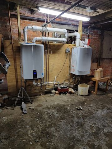 340 Blue Hill Ave, Boston, MA 02121