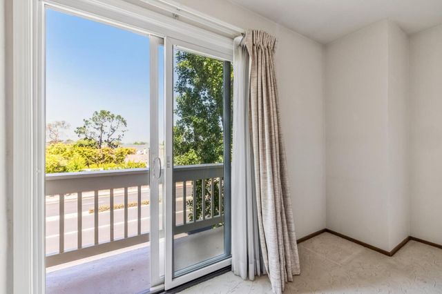1006 Stern Lane, Foster City, CA 94404