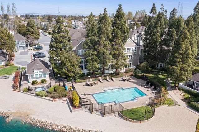 1006 Stern Lane, Foster City, CA 94404
