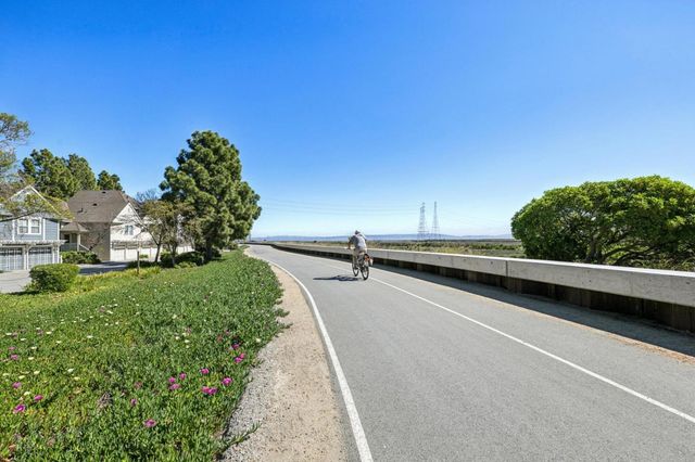 1006 Stern Lane, Foster City, CA 94404
