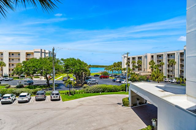 19800 Sandpointe Bay Drive N 305, Tequesta, FL 33469