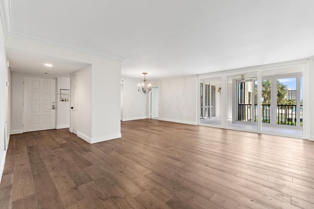 19800 Sandpointe Bay Drive N 305, Tequesta, FL 33469