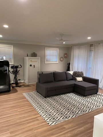 1902 S Cherry Street, Stuttgart, AR 72160