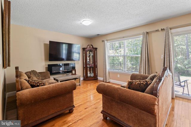 4202 NORMA PL, Toms River, NJ 08755