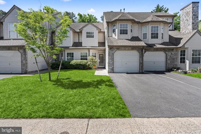 4202 NORMA PL, Toms River, NJ 08755