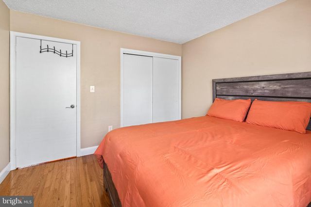 4202 NORMA PL, Toms River, NJ 08755