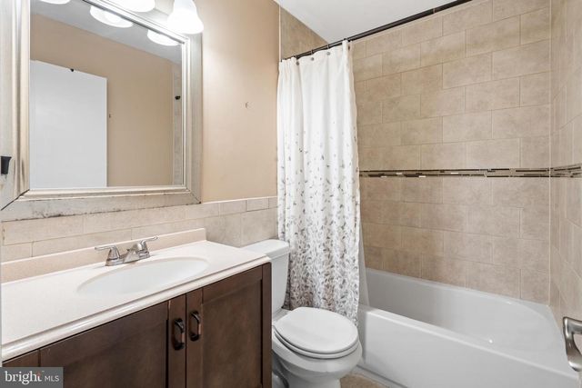 4202 NORMA PL, Toms River, NJ 08755