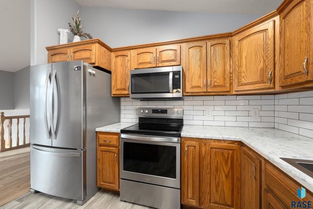 220 W Greenwood St Street, Brandon, SD 57005