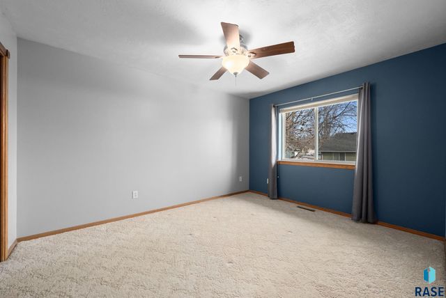 220 W Greenwood St Street, Brandon, SD 57005