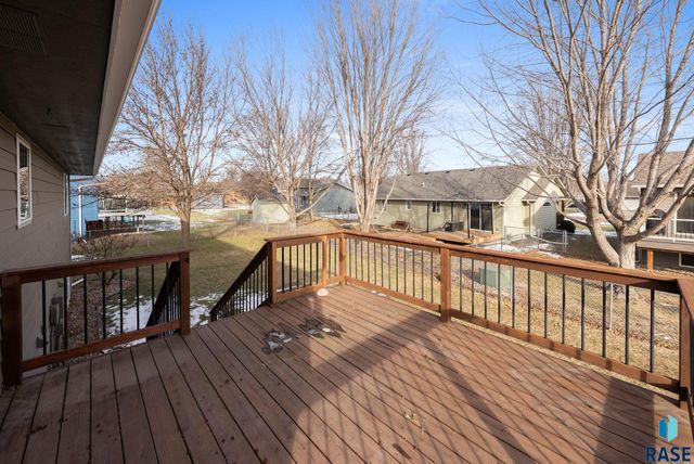 220 W Greenwood St Street, Brandon, SD 57005