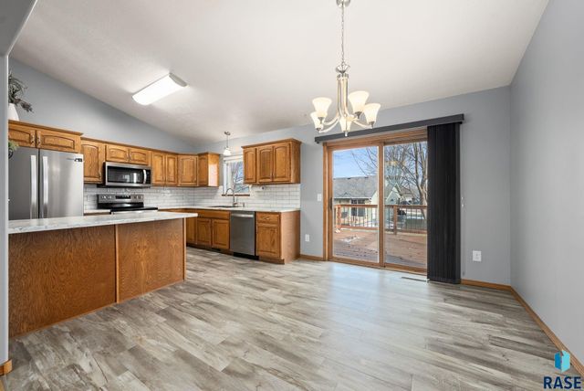 220 W Greenwood St Street, Brandon, SD 57005