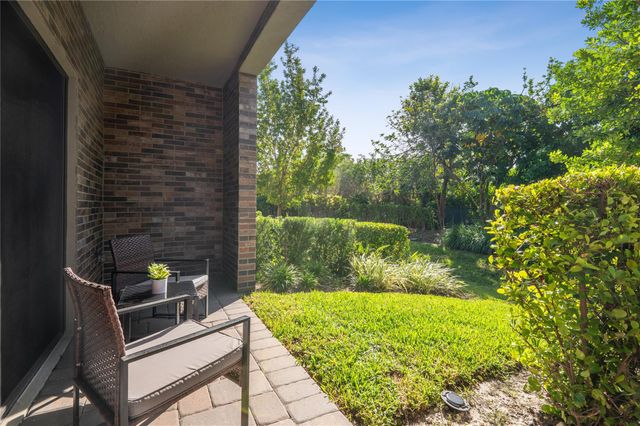 180 SE 5th Ct, Deerfield Beach, FL 33441