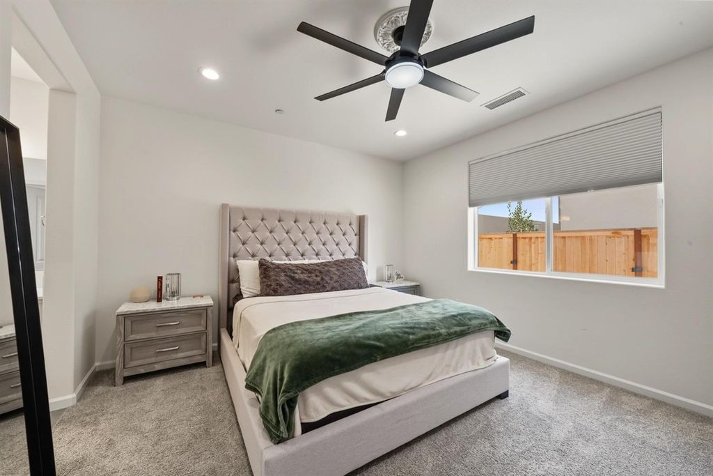 Image 24 of property listing at 777 Josephine Avenue, Madera, CA 93636