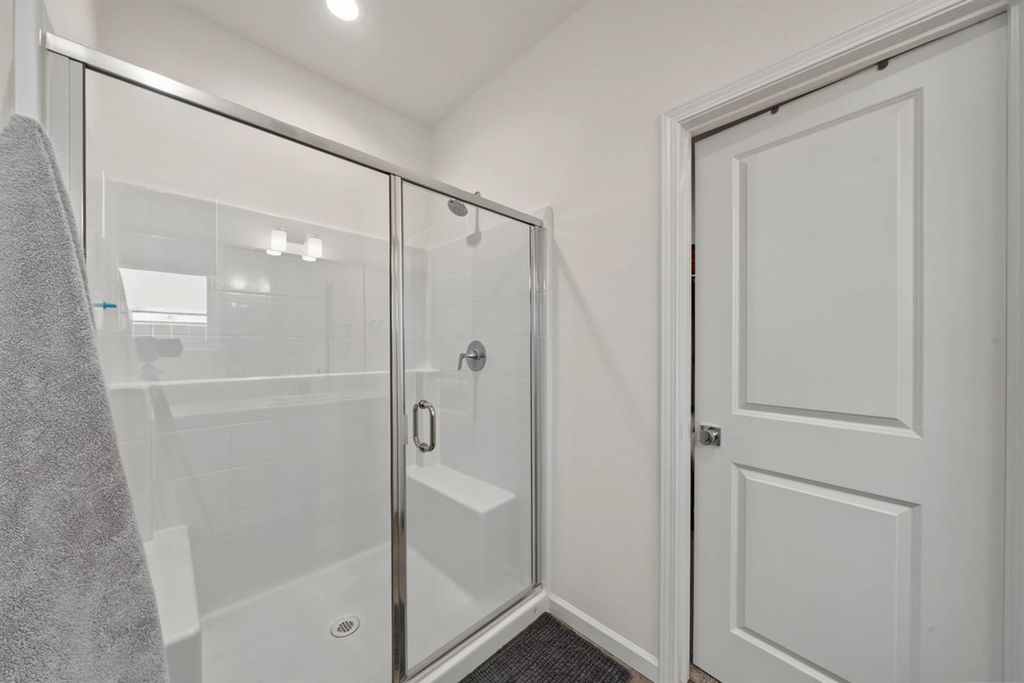 Image 28 of property listing at 777 Josephine Avenue, Madera, CA 93636