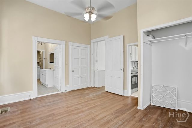 111 E 39th Street, Savannah, GA 31401