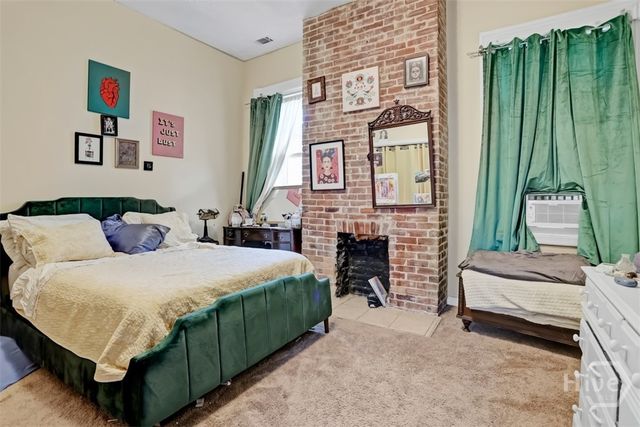 111 E 39th Street, Savannah, GA 31401
