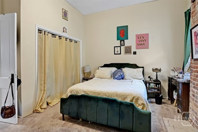 111 E 39th Street, Savannah, GA 31401