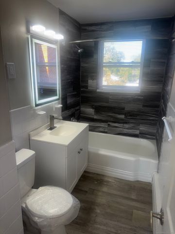 20 Clermont St Avenue Apt 4, Hartford, CT 06106