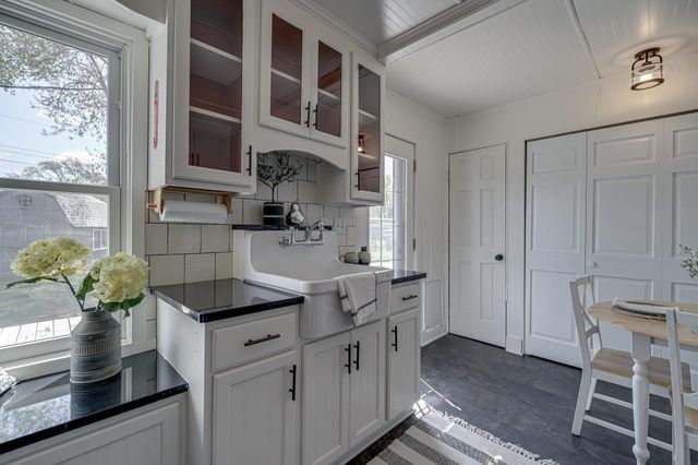 8701 Elliot Avenue S, Bloomington, MN 55420