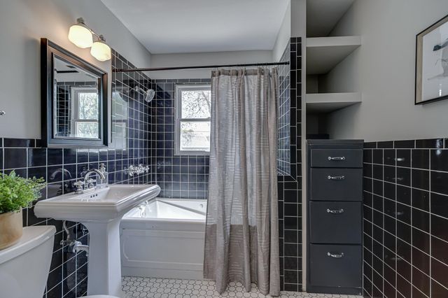 8701 Elliot Avenue S, Bloomington, MN 55420