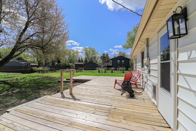 8701 Elliot Avenue S, Bloomington, MN 55420