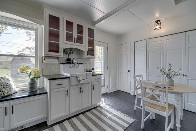 8701 Elliot Avenue S, Bloomington, MN 55420