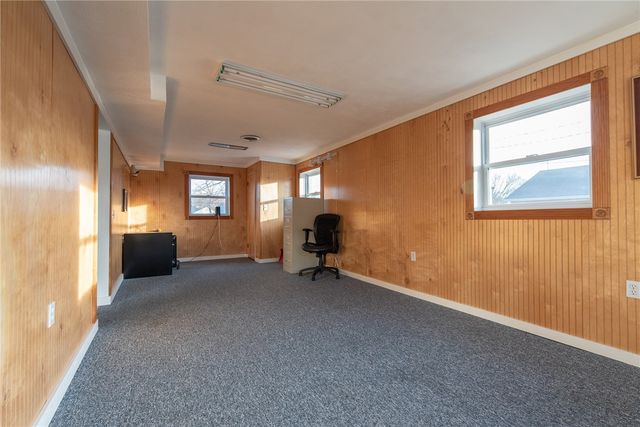 1020 Warwick Avenue, Warwick, RI 02888