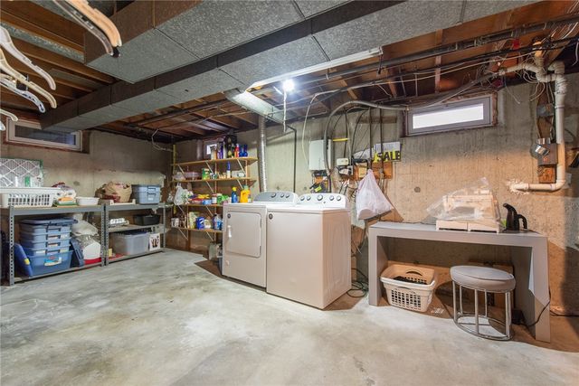 1020 Warwick Avenue, Warwick, RI 02888