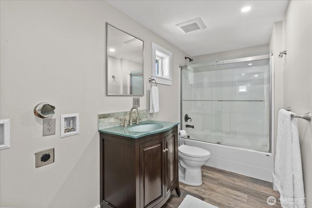 170 N Sunset Drive, Camano Island, WA 98282