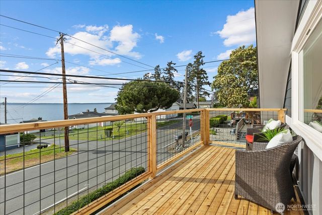 170 N Sunset Drive, Camano Island, WA 98282