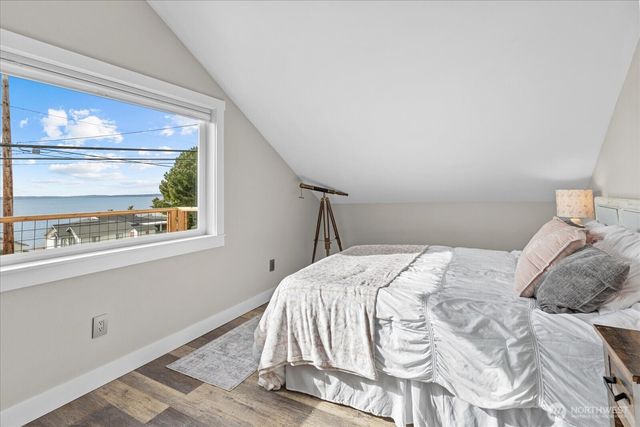170 N Sunset Drive, Camano Island, WA 98282
