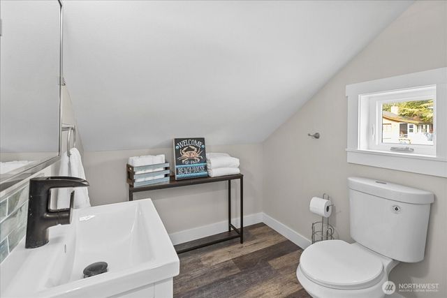 170 N Sunset Drive, Camano Island, WA 98282