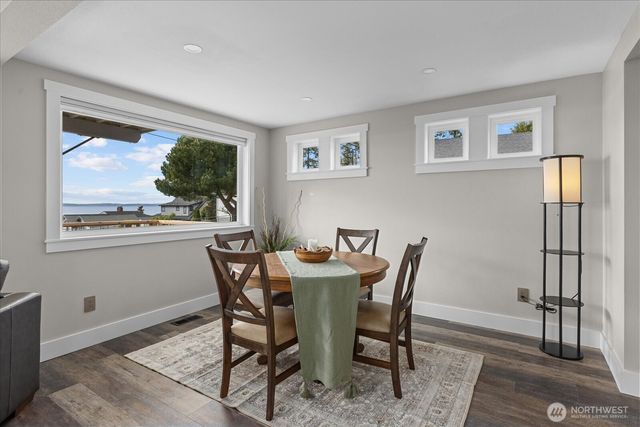 170 N Sunset Drive, Camano Island, WA 98282