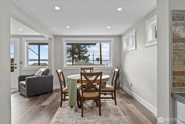 170 N Sunset Drive, Camano Island, WA 98282