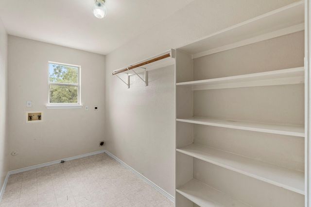 8731 Minot CIR, Austin, TX 78748