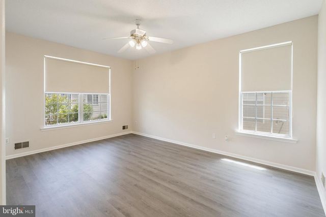 43 OSPREY PL, Barnegat, NJ 08005