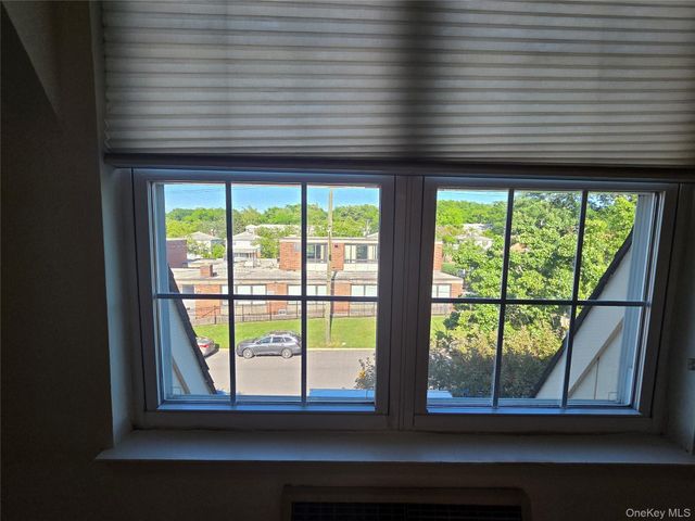 12-29 Diane Place 195 U, Bayside, NY 11360