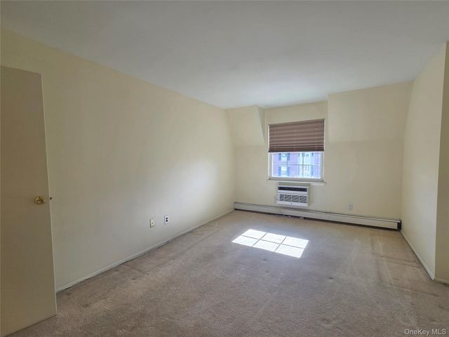 12-29 Diane Place 195 U, Bayside, NY 11360