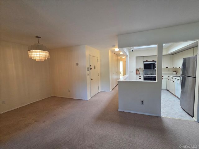 12-29 Diane Place 195 U, Bayside, NY 11360