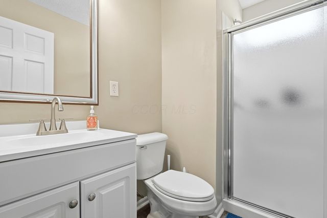 5507 Pensworthy Drive, Dublin, OH 43016