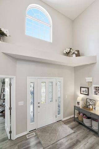 5507 Pensworthy Drive, Dublin, OH 43016