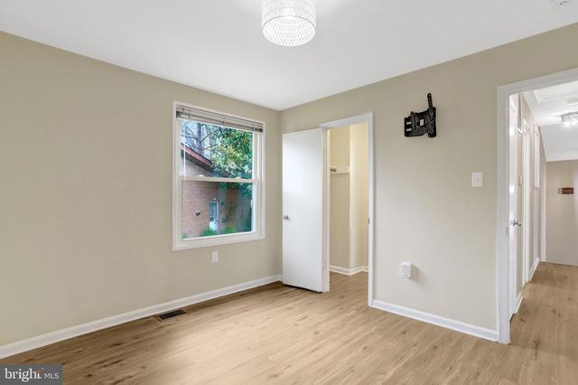 2800 JOSEPH MAKELL CT, Alexandria, VA 22306