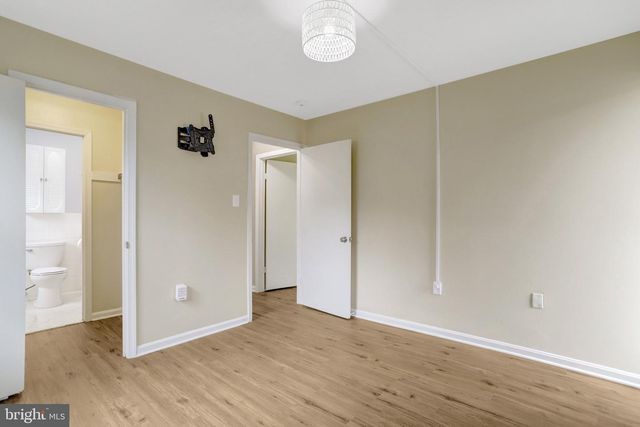 2800 JOSEPH MAKELL CT, Alexandria, VA 22306