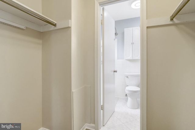 2800 JOSEPH MAKELL CT, Alexandria, VA 22306