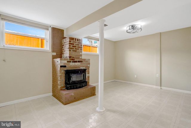 2800 JOSEPH MAKELL CT, Alexandria, VA 22306