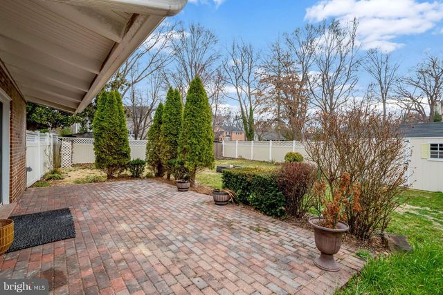 2800 JOSEPH MAKELL CT, Alexandria, VA 22306