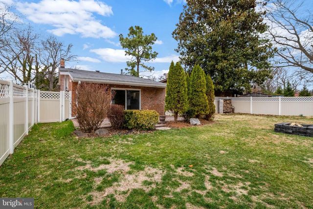 2800 JOSEPH MAKELL CT, Alexandria, VA 22306