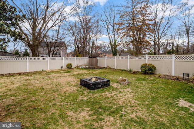 2800 JOSEPH MAKELL CT, Alexandria, VA 22306