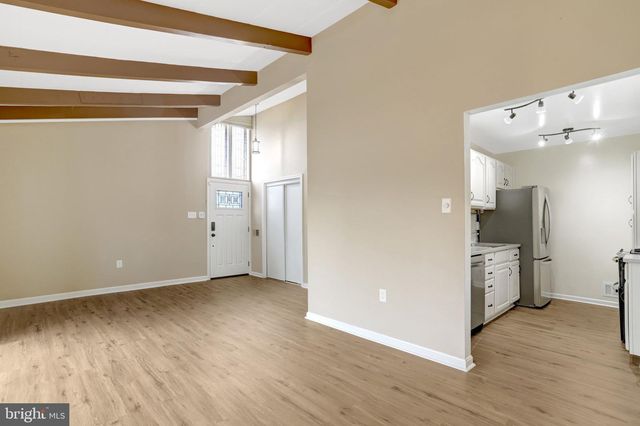 2800 JOSEPH MAKELL CT, Alexandria, VA 22306